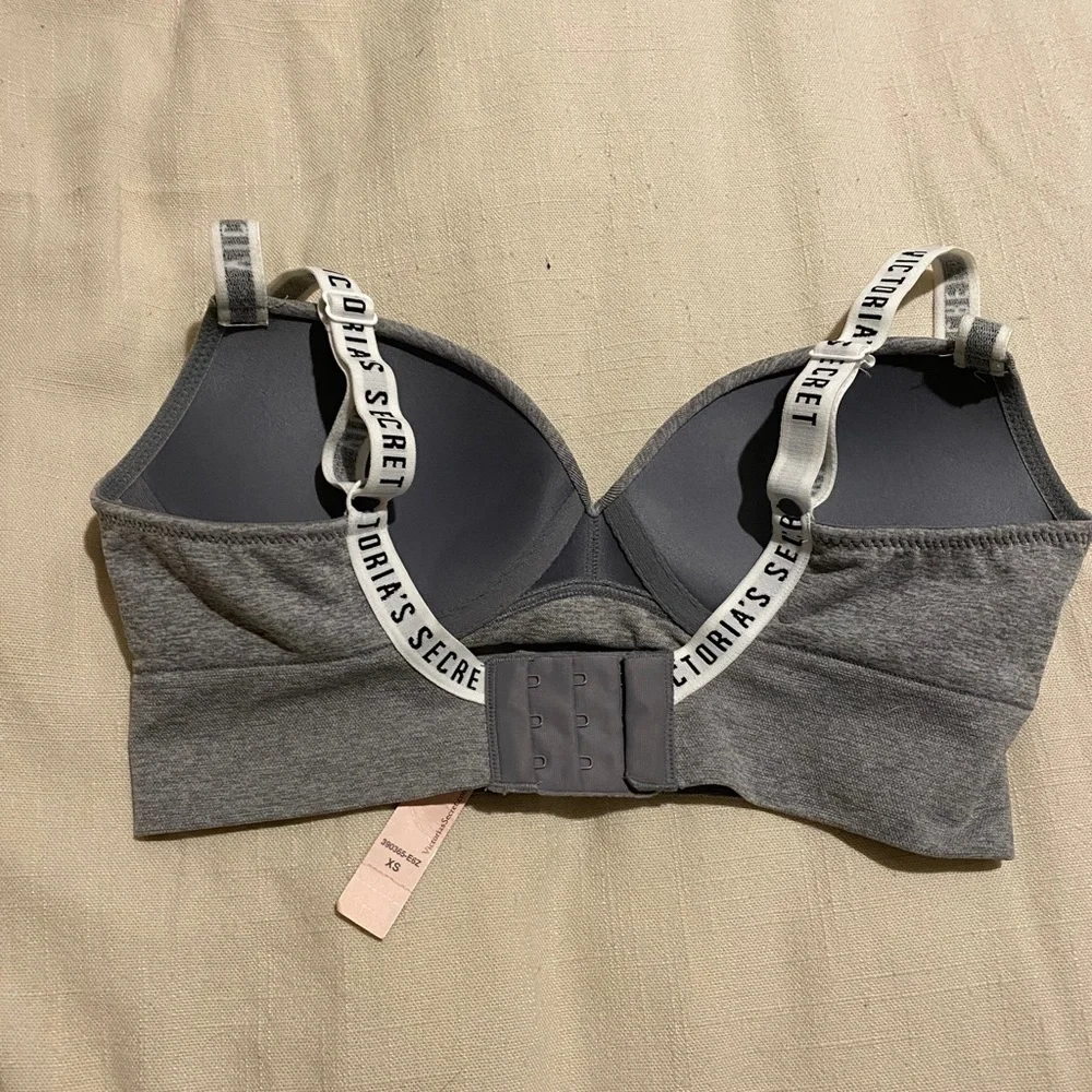 New with tags Victoria’s Secret Bra - Picture 2 of 4